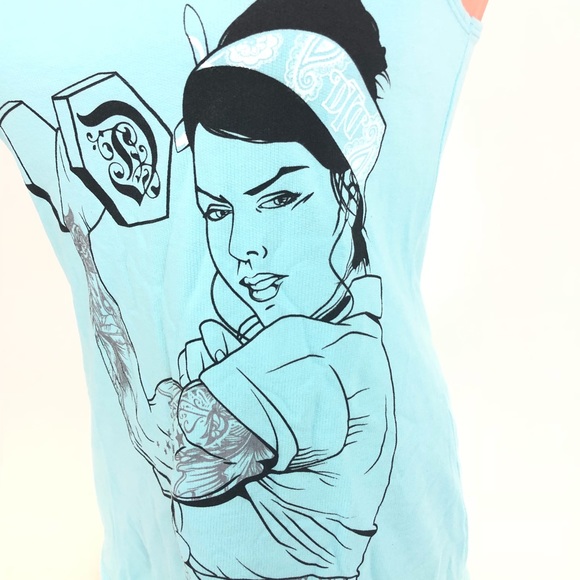 Women’s fitness razor back tank top - Picture 4 of 8